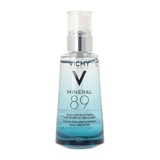 Vichy Mineral 89 Hydraterend Hyaluronzuur Serum 50ml flesje op witte achtergrond.